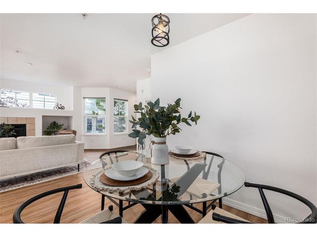 23501 Alamo Pl A, Aurora, CO 80016