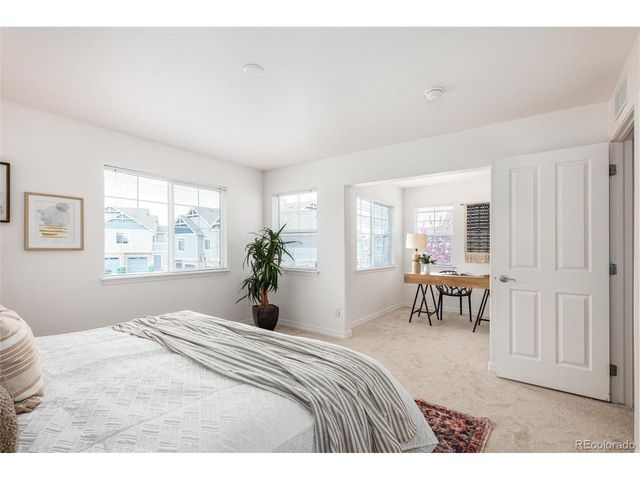 23501 Alamo Pl A, Aurora, CO 80016
