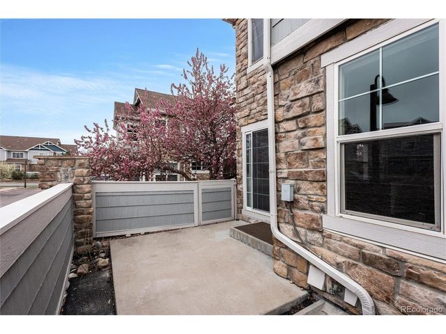 23501 Alamo Pl A, Aurora, CO 80016
