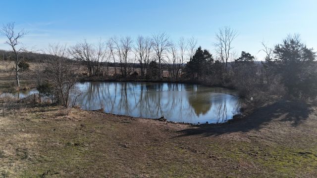 5256 Newton Road, Mansfield, MO 65704