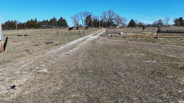 5256 Newton Road, Mansfield, MO 65704