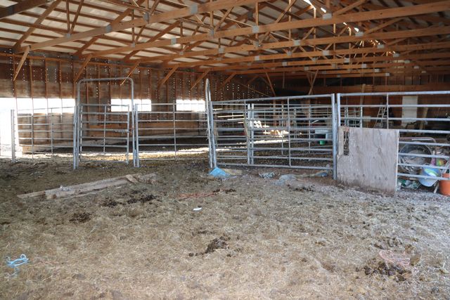 5256 Newton Road, Mansfield, MO 65704