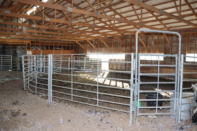 5256 Newton Road, Mansfield, MO 65704