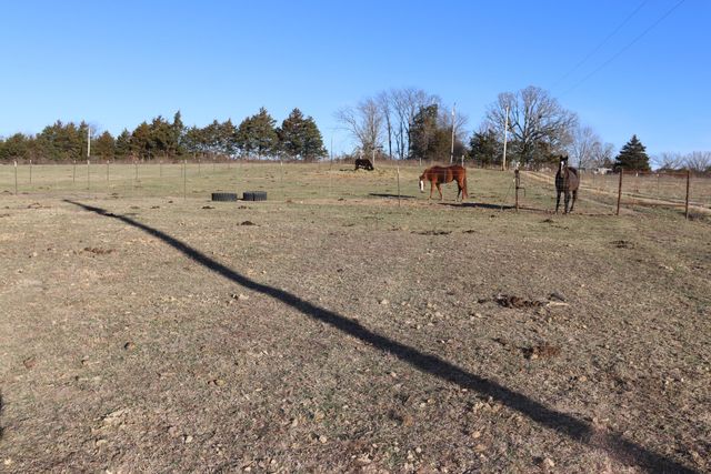 5256 Newton Road, Mansfield, MO 65704