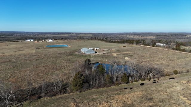 5256 Newton Road, Mansfield, MO 65704