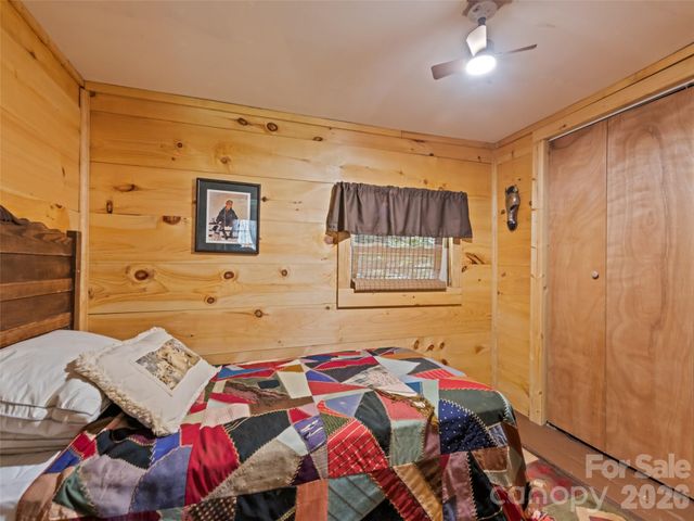 647 Indian Springs Road, Clyde, NC 28721