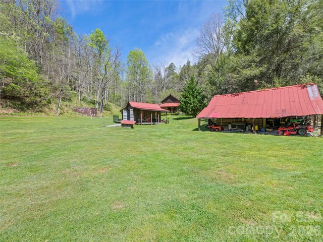 647 Indian Springs Road, Clyde, NC 28721