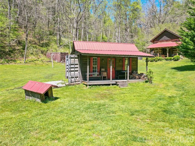 647 Indian Springs Road, Clyde, NC 28721