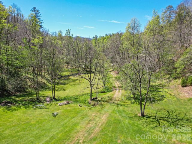 647 Indian Springs Road, Clyde, NC 28721