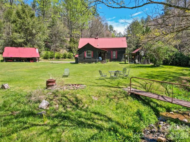 647 Indian Springs Road, Clyde, NC 28721