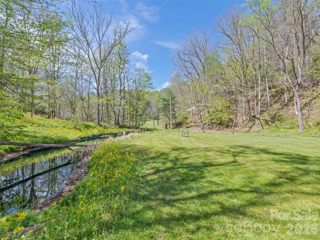 647 Indian Springs Road, Clyde, NC 28721