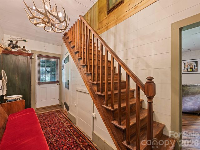 647 Indian Springs Road, Clyde, NC 28721
