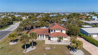 3730 Agate CT, Sanibel, FL 33957