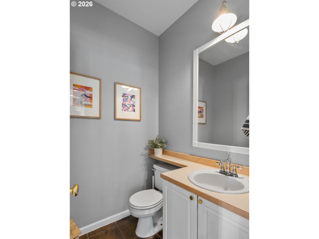 9290 Sw STONO Dr, Tualatin, OR 97062