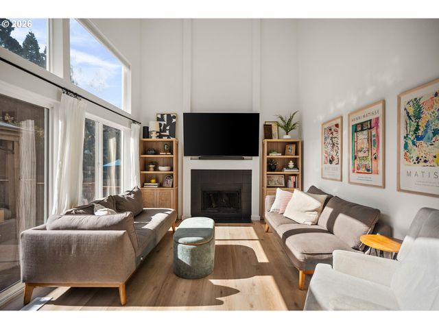 9290 Sw STONO Dr, Tualatin, OR 97062