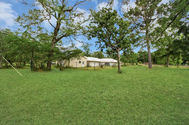 1311 Scroggins Lane, Waller, TX 77484