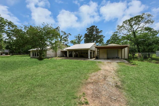 1311 Scroggins Lane, Waller, TX 77484