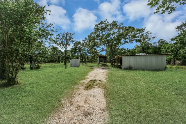 1311 Scroggins Lane, Waller, TX 77484