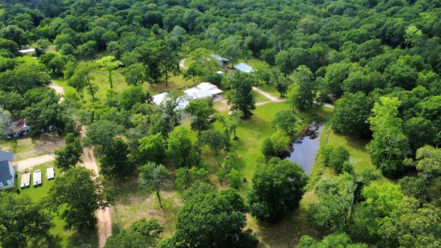 1311 Scroggins Lane, Waller, TX 77484