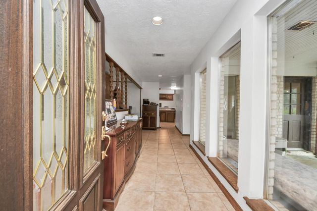 1311 Scroggins Lane, Waller, TX 77484