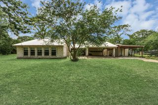 1311 Scroggins Lane, Waller, TX 77484