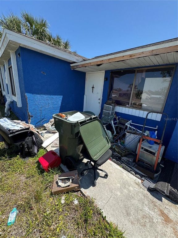 6121 MYRTLEWOOD ROAD, North Port, FL 34287