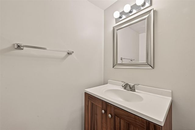 2267 Triway Lane 231, Houston, TX 77043