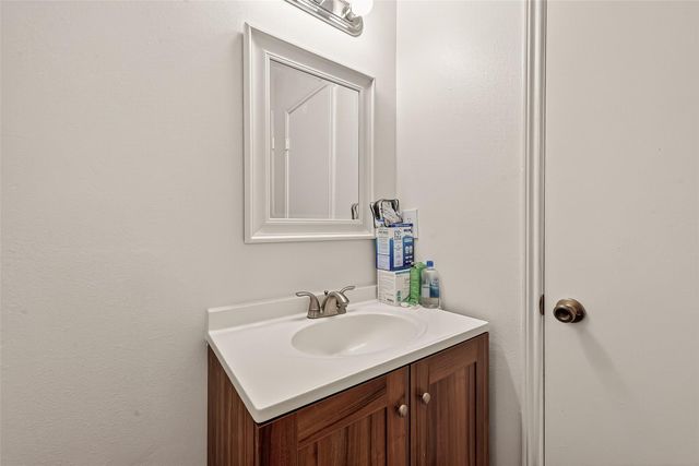 2267 Triway Lane 231, Houston, TX 77043