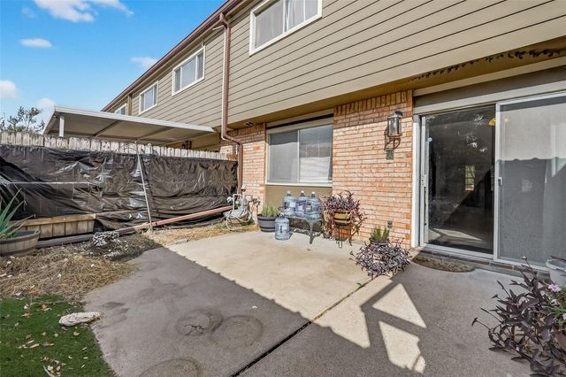 2267 Triway Lane 231, Houston, TX 77043