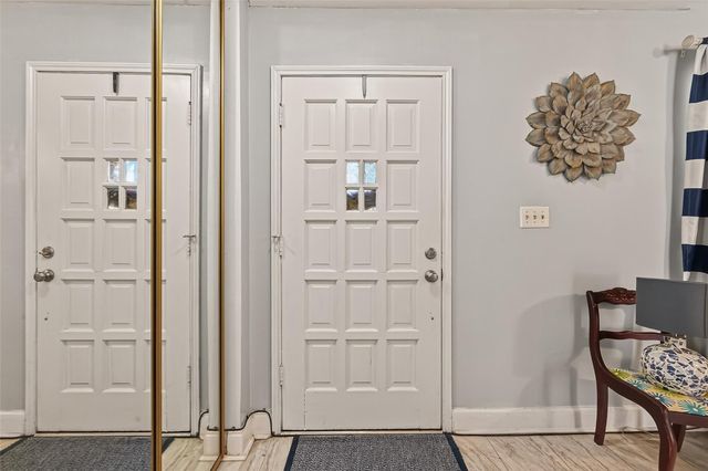 2267 Triway Lane 231, Houston, TX 77043