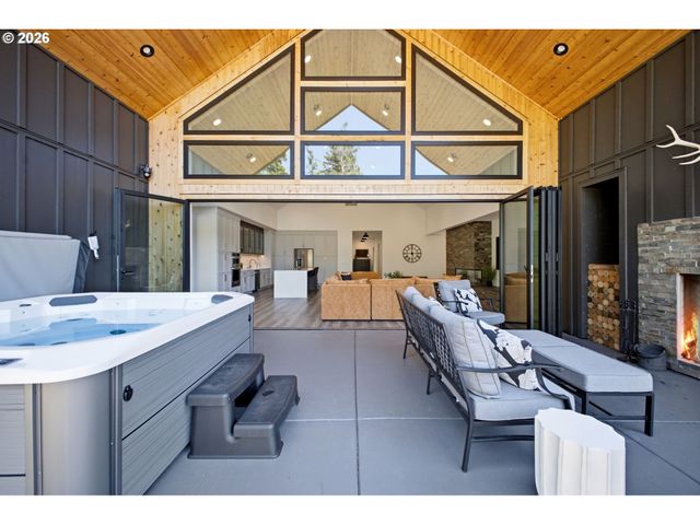 225 HAM Rd, Amboy, WA 98601