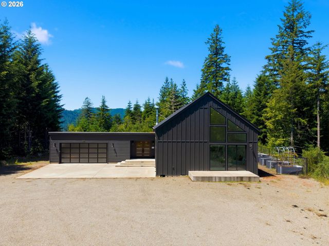 225 HAM Rd, Amboy, WA 98601