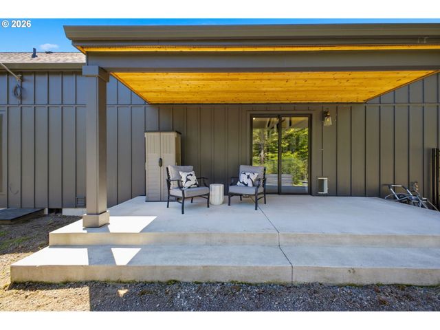 225 HAM Rd, Amboy, WA 98601