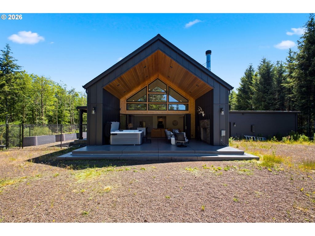 225 HAM Rd, Amboy, WA 98601