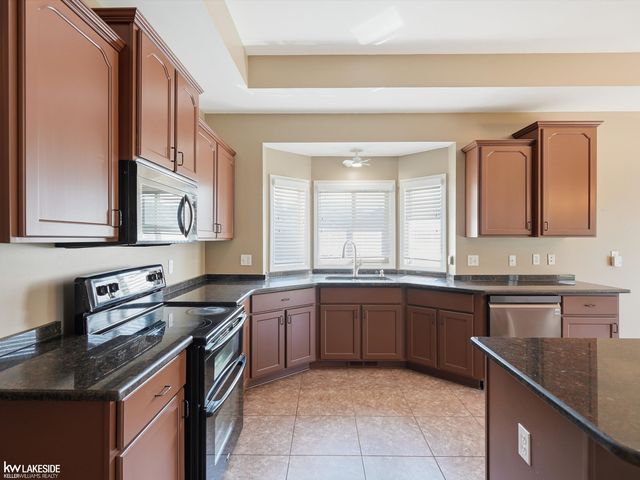 15408 Prentice Court, Macomb Twp, MI 48042
