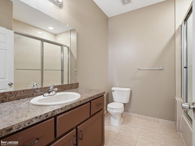15408 Prentice Court, Macomb Twp, MI 48042