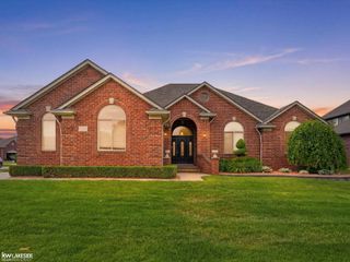 15408 Prentice Court, Macomb Twp, MI 48042