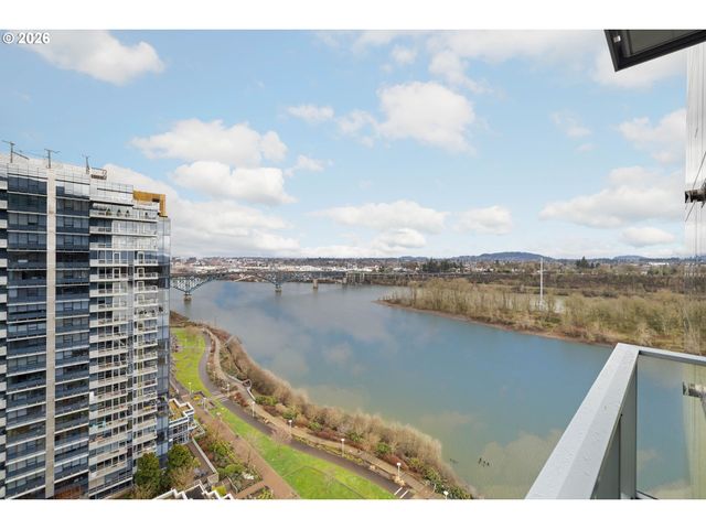 841 S GAINES St 1606, Portland, OR 97239