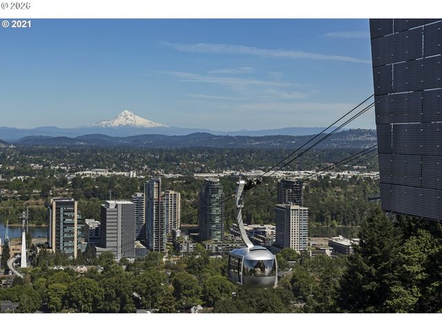 841 S GAINES St 1606, Portland, OR 97239