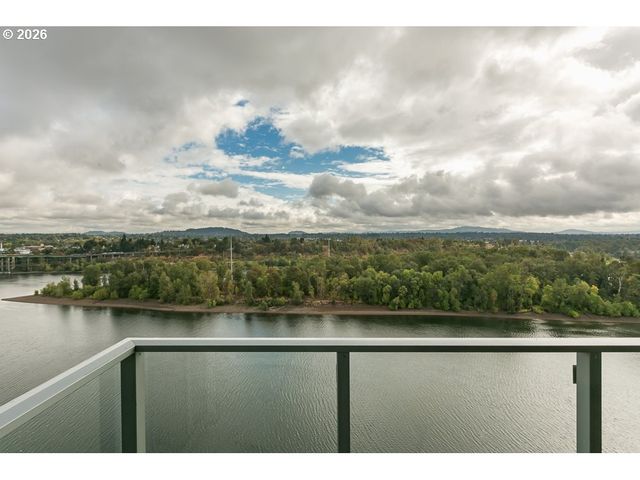 841 S GAINES St 1606, Portland, OR 97239