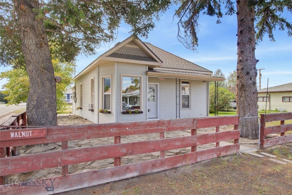 2726 Walnut Street, Butte, MT 59701 — photo 2