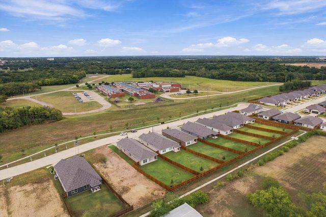 202 Winchester Lane, Sherman, TX 75092