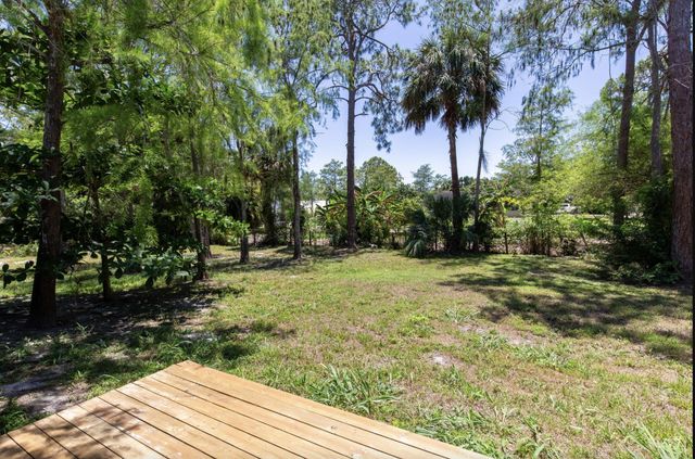 16932 W Aintree Drive W, Loxahatchee, FL 33470