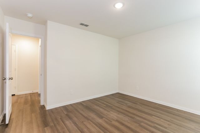 813 S Sutton Street, Mabank, TX 75147