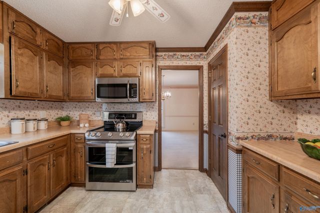 10011 Shades Road SE, Huntsville, AL 35803