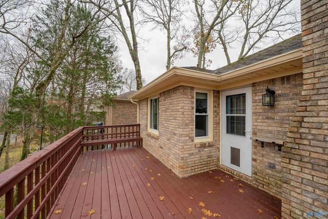 10011 Shades Road SE, Huntsville, AL 35803