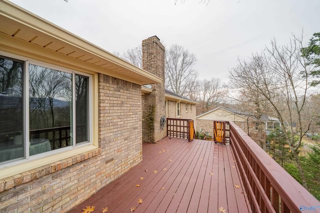 10011 Shades Road SE, Huntsville, AL 35803