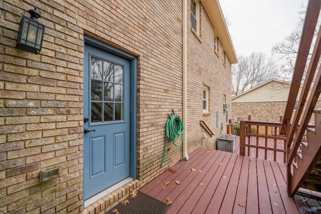 10011 Shades Road SE, Huntsville, AL 35803