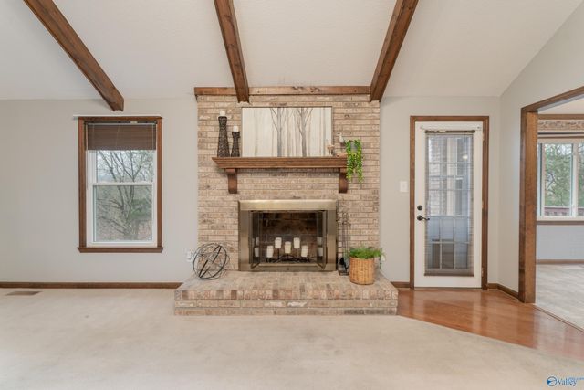 10011 Shades Road SE, Huntsville, AL 35803