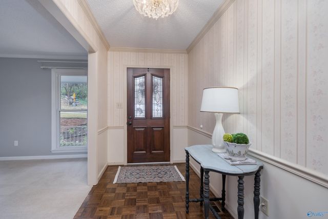 10011 Shades Road SE, Huntsville, AL 35803